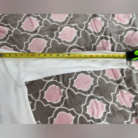 Preswick & Moore Winter White Cable Knit Cowl Neck Holiday Sweater Size M - Picture 8 of 8